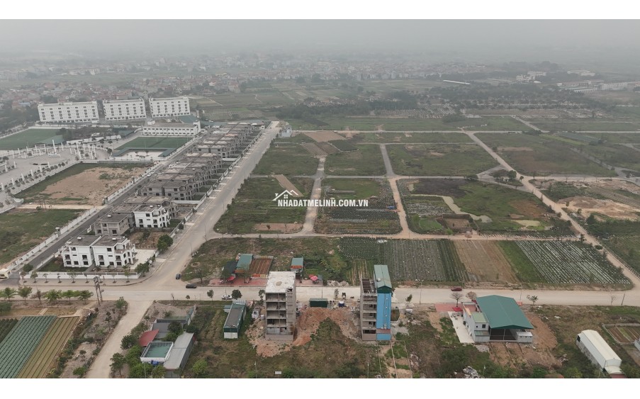 Cần bán liền kề 8, mặt đường 24 khu B dự án Cienco 5 Mê Linh. Giá 5x tr/m2